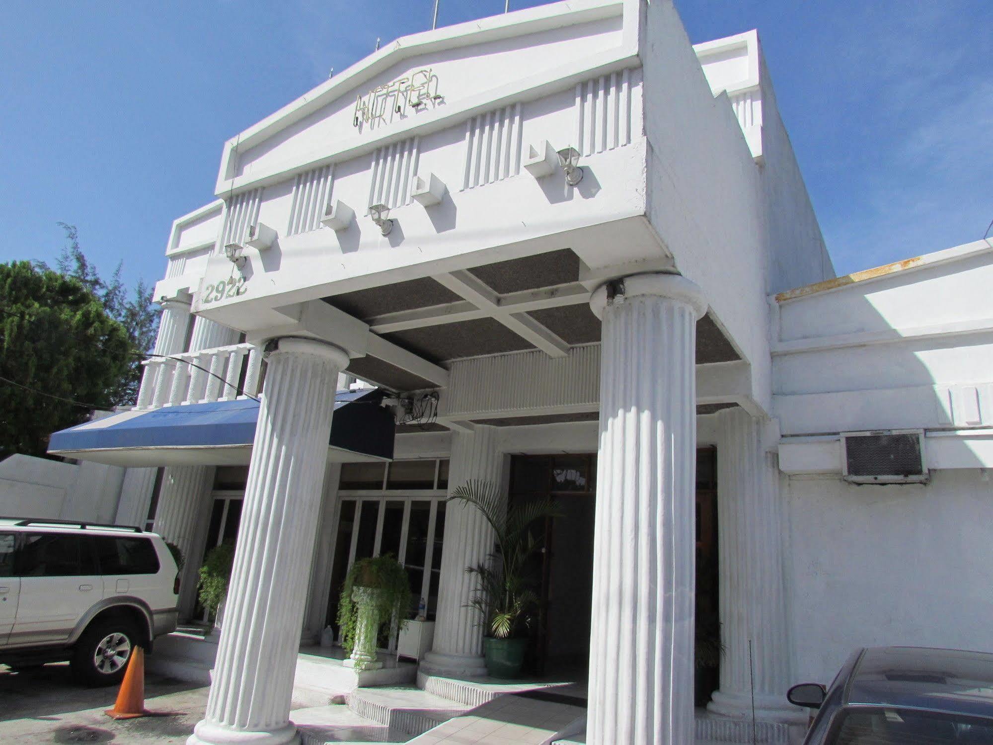 Hotel Grecia Real San Salvador Exterior foto