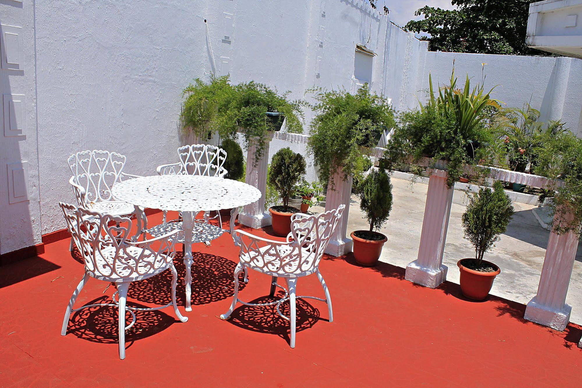 Hotel Grecia Real San Salvador Exterior foto